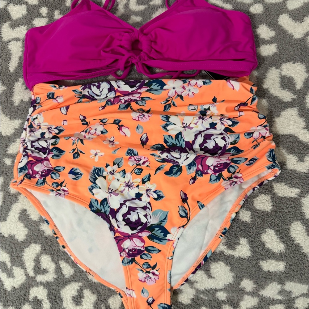 4 Piece Bikini Bundle!! 🚨🚨🚨🚨